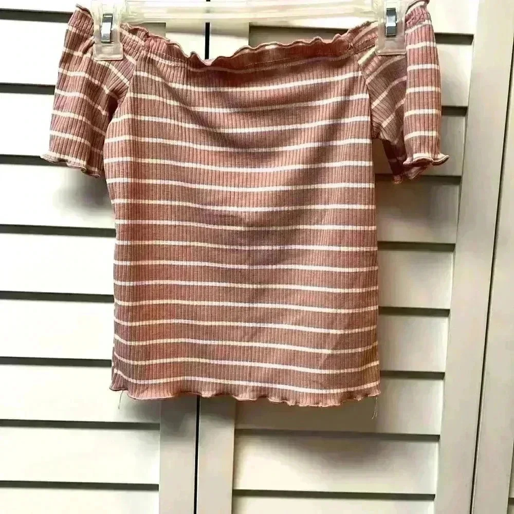 SHEIN Off-the-Shoulder Top - Size XS